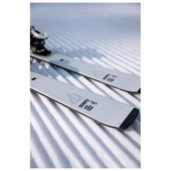 Kastle Pack Esquí Alpino Quartz 72 + Fij -Esquí Equipos Tienda ba3ead63fdb92e6962bb50907624a5cf14667dfe H24KAESSKI416311 902