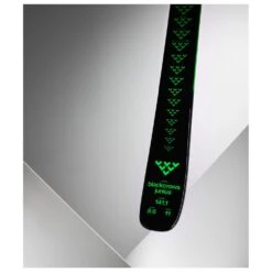 Esquís Black Crows Junius 13 Esquís Black Crows Junius -Esquí Equipos Tienda fdb87d763345599565ff4a0e4f5df4690c545f43 H24BLACSKI405383 903 1